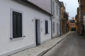 Luxurious and posh in Historical Centre - Superior la Marmora Town House - Completely Renovated & fully Equipped Olbia
